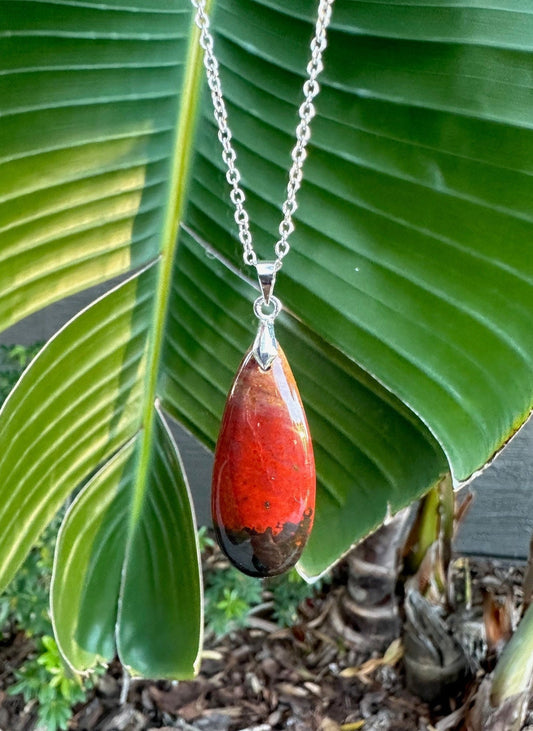 Indian Bloodstone Teardrop Pendant Necklace