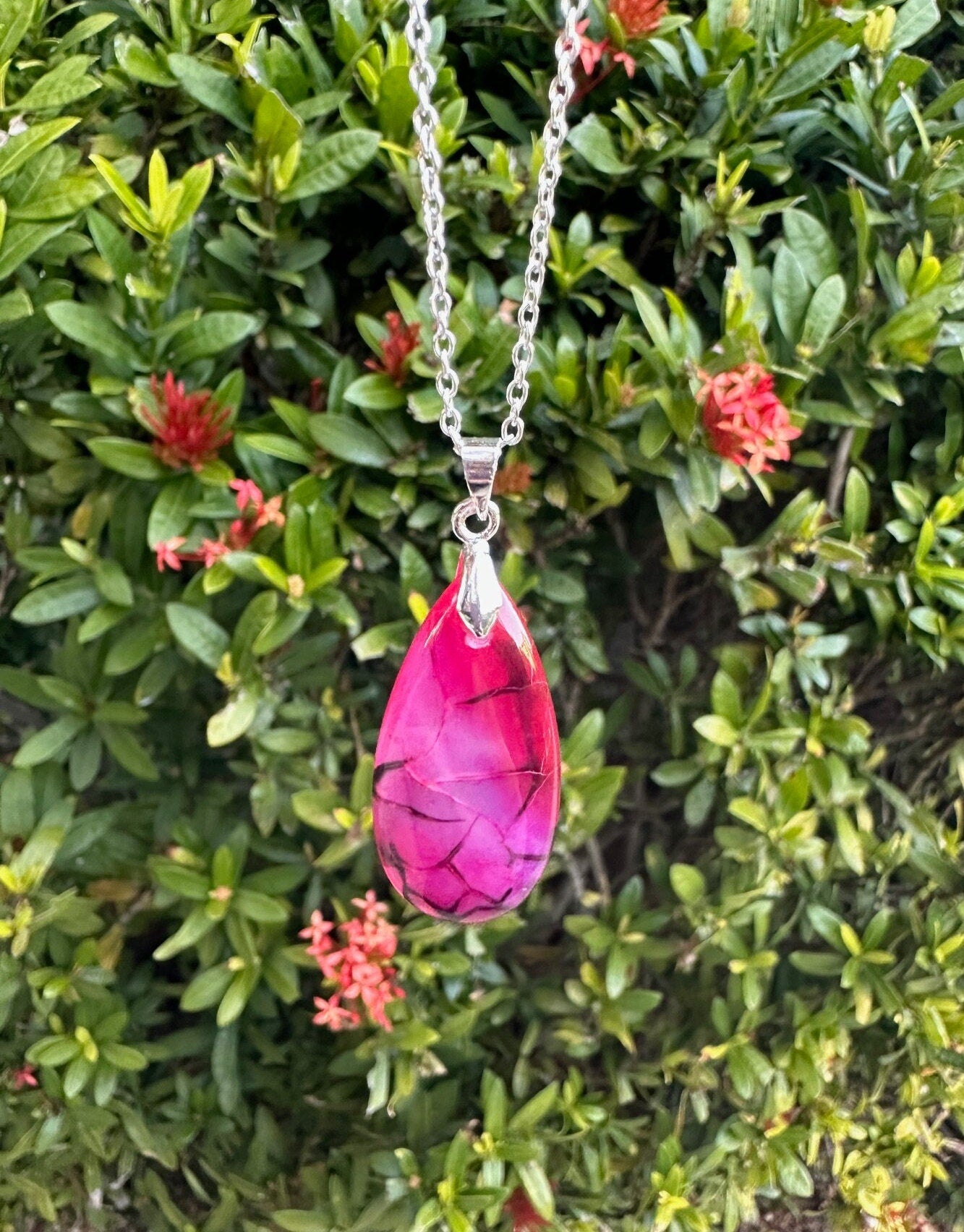 Dragon Vein Agate Pendant Necklace
