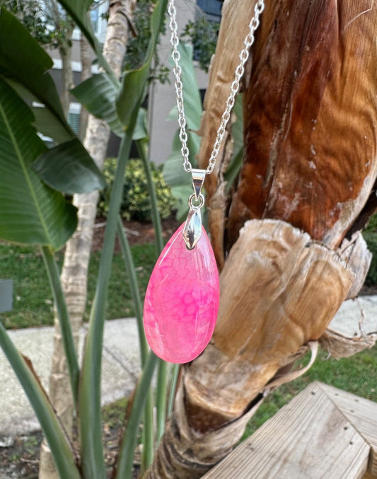 Dragon Vein Agate Teardrop Pendant Necklace