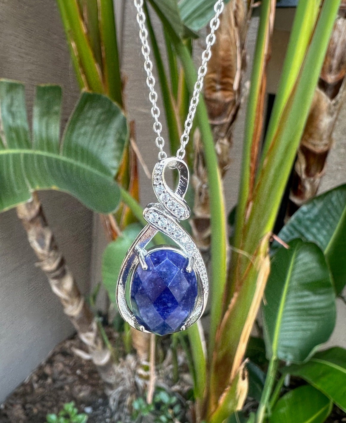 Sodalite Swirl Pendant Necklace