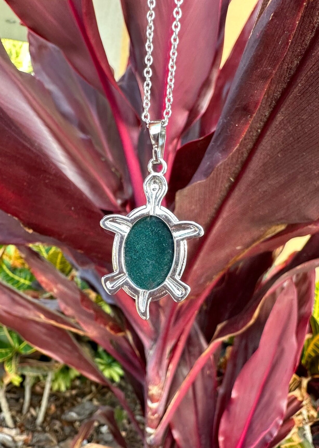 Indian Agate Turtle Necklace