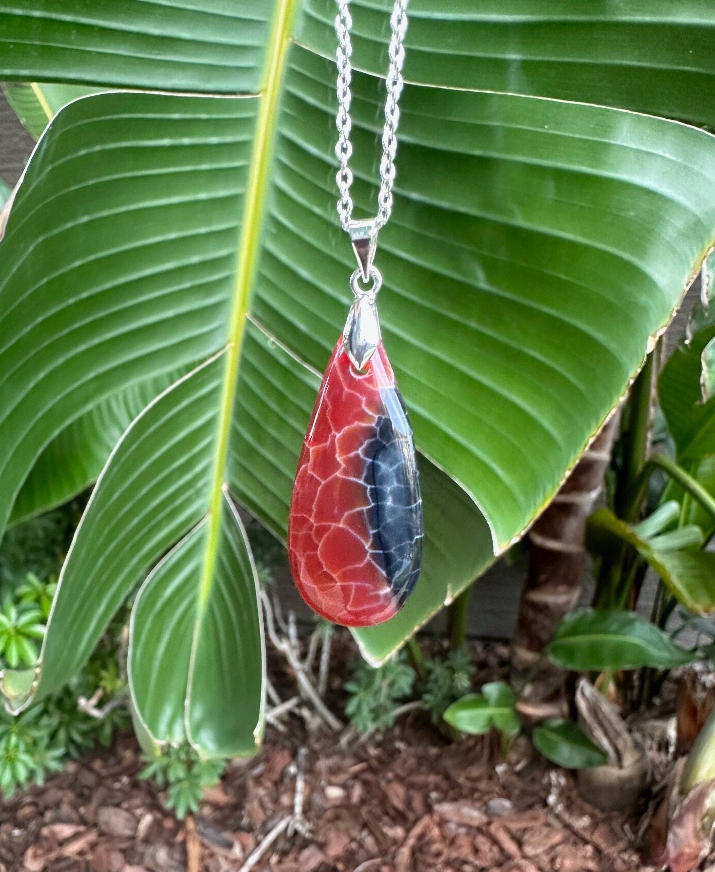Fire Dragon Vein Agate Pendant Necklace