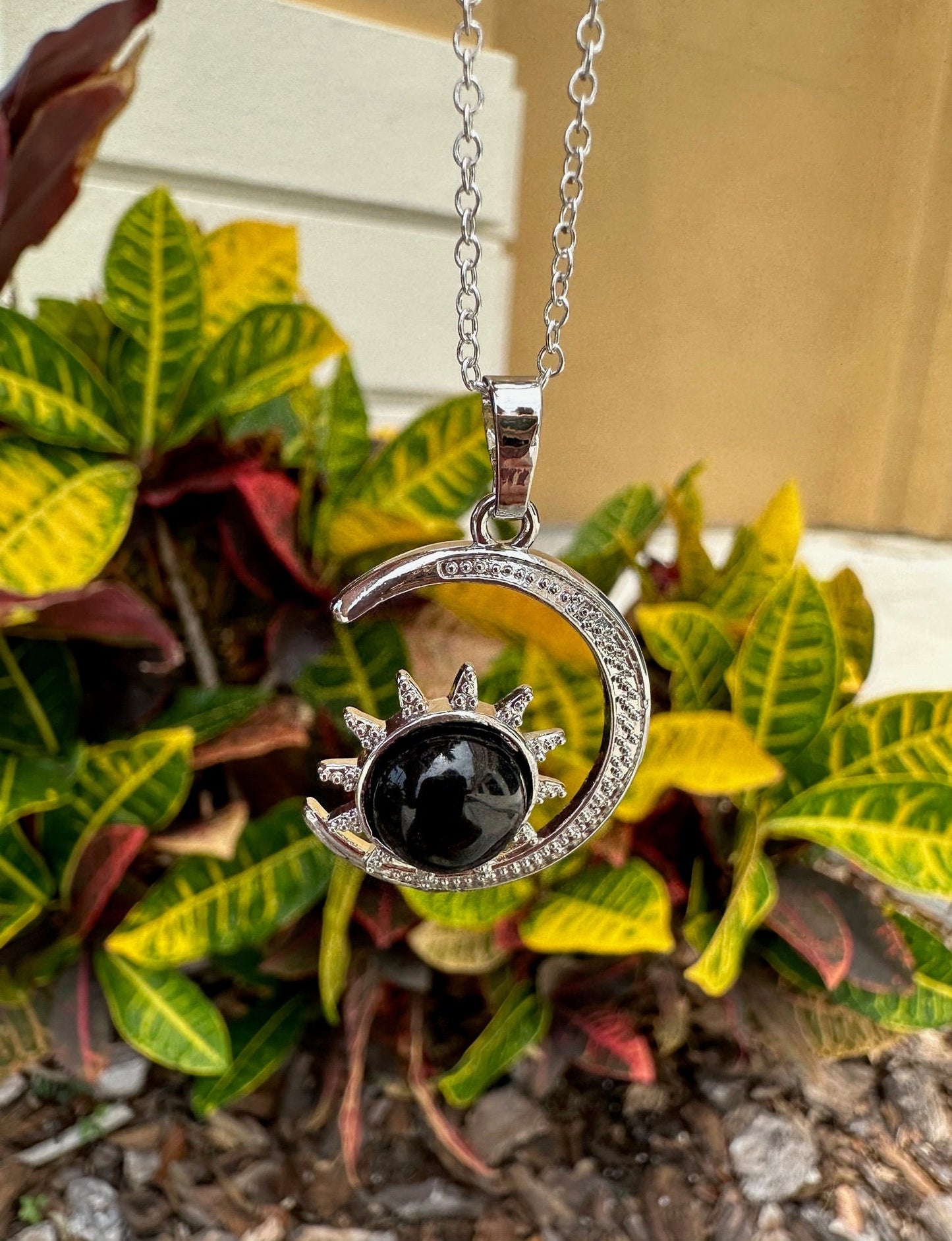 Black Agate Crescent Sun Pendant Necklace