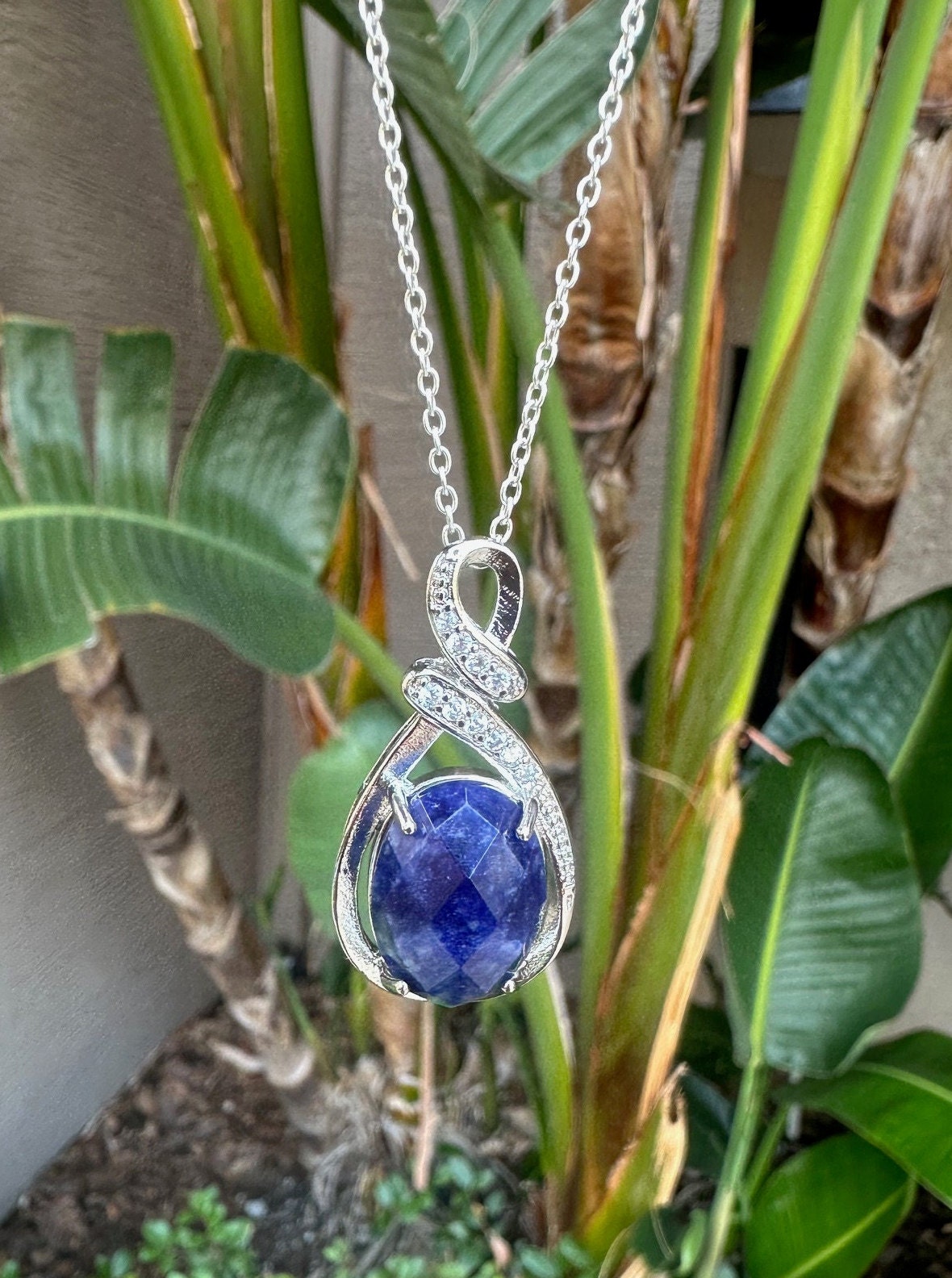 Sodalite Swirl Pendant Necklace