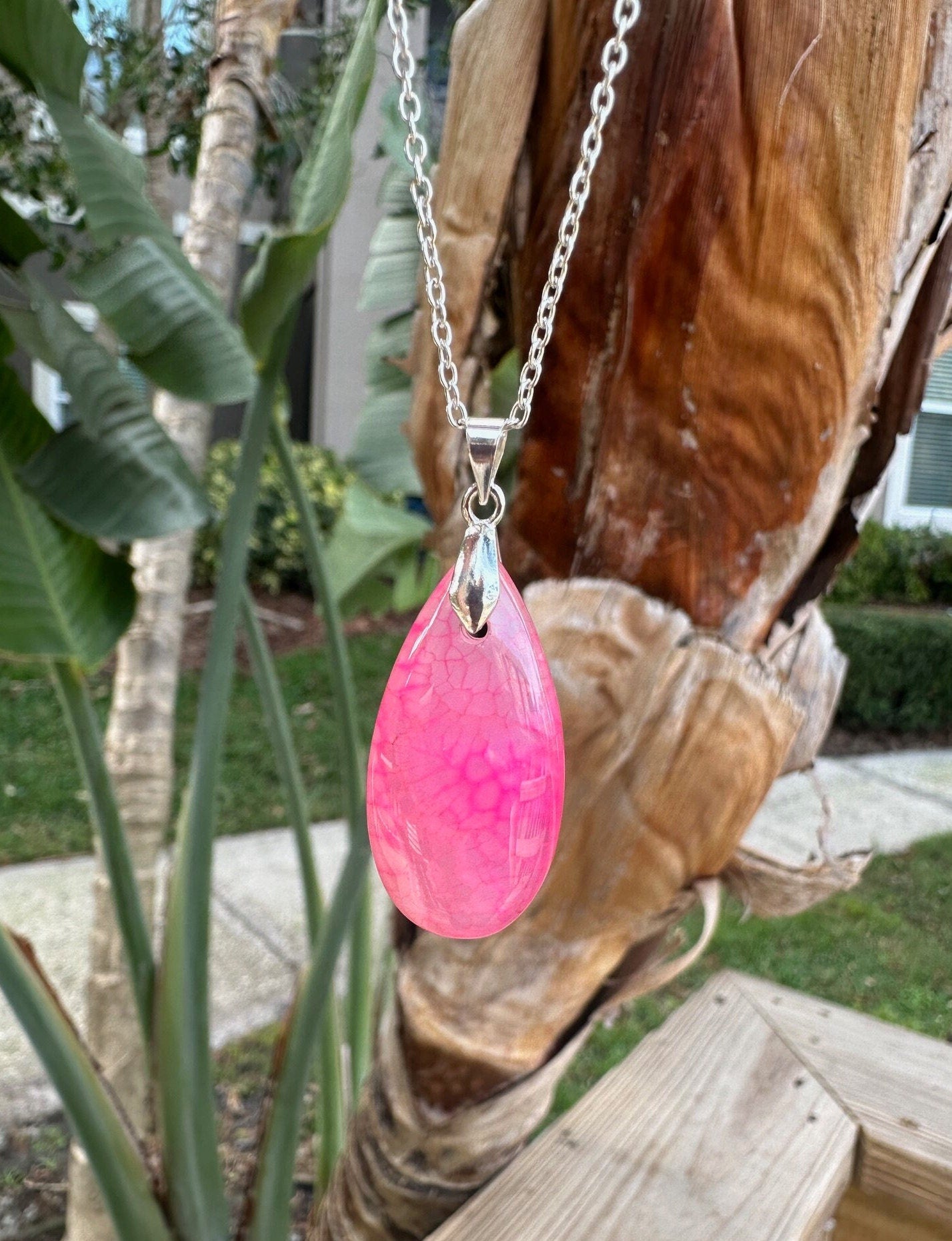 Dragon Vein Agate Teardrop Pendant Necklace