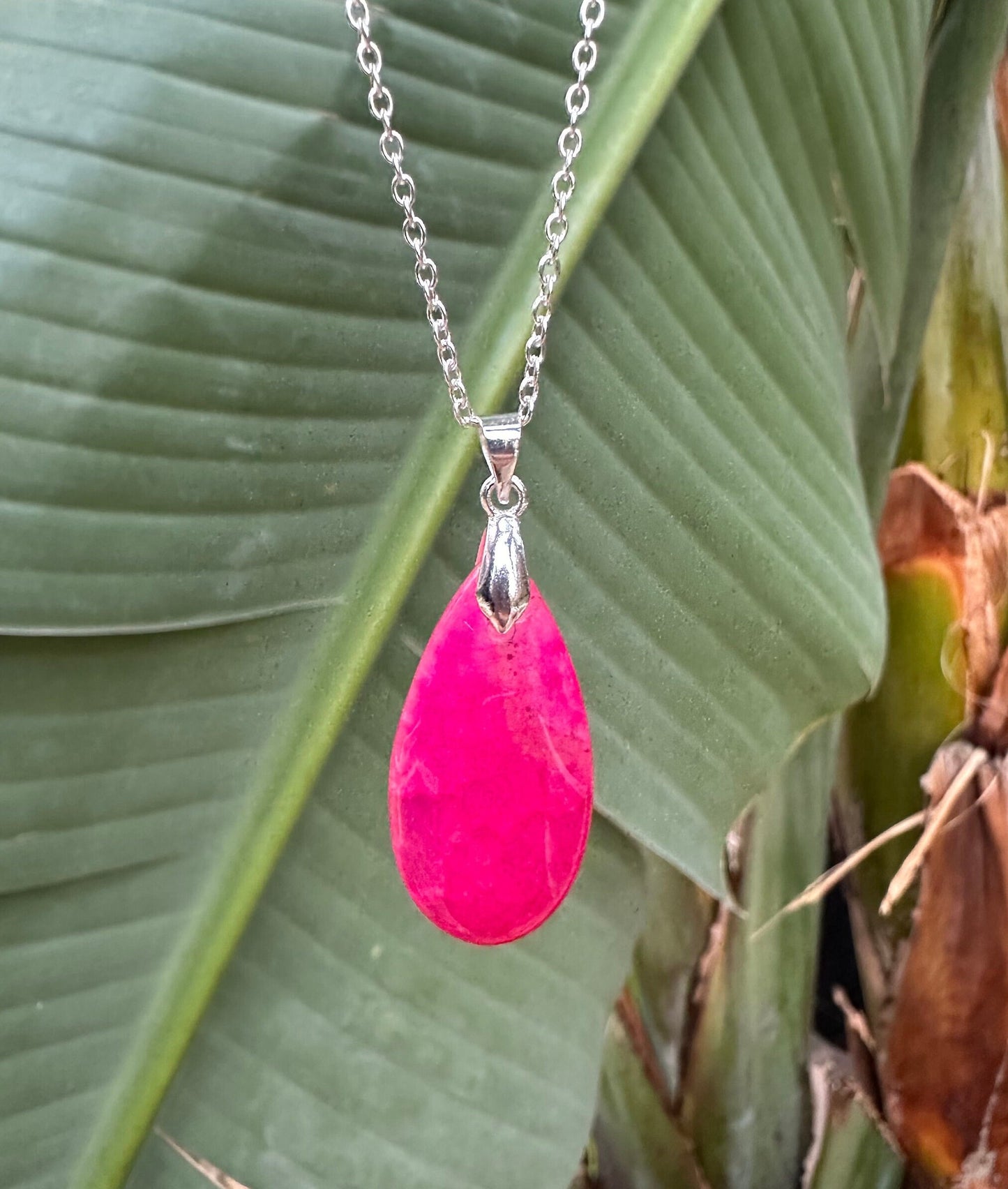 Dragon Vein Agate Pendant Necklace
