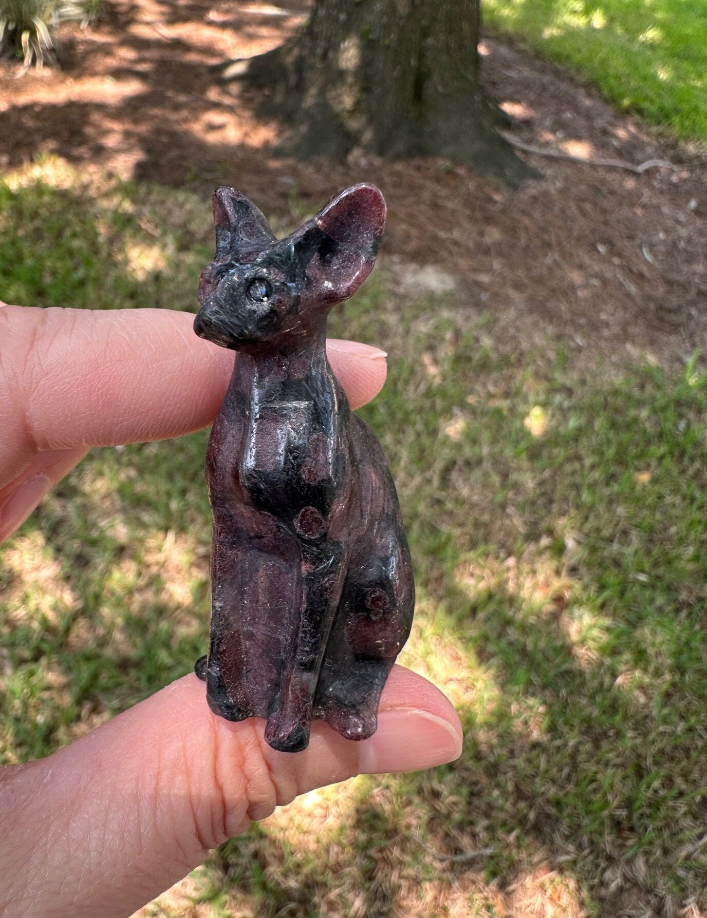 Garnet Spynx Cat Figurine