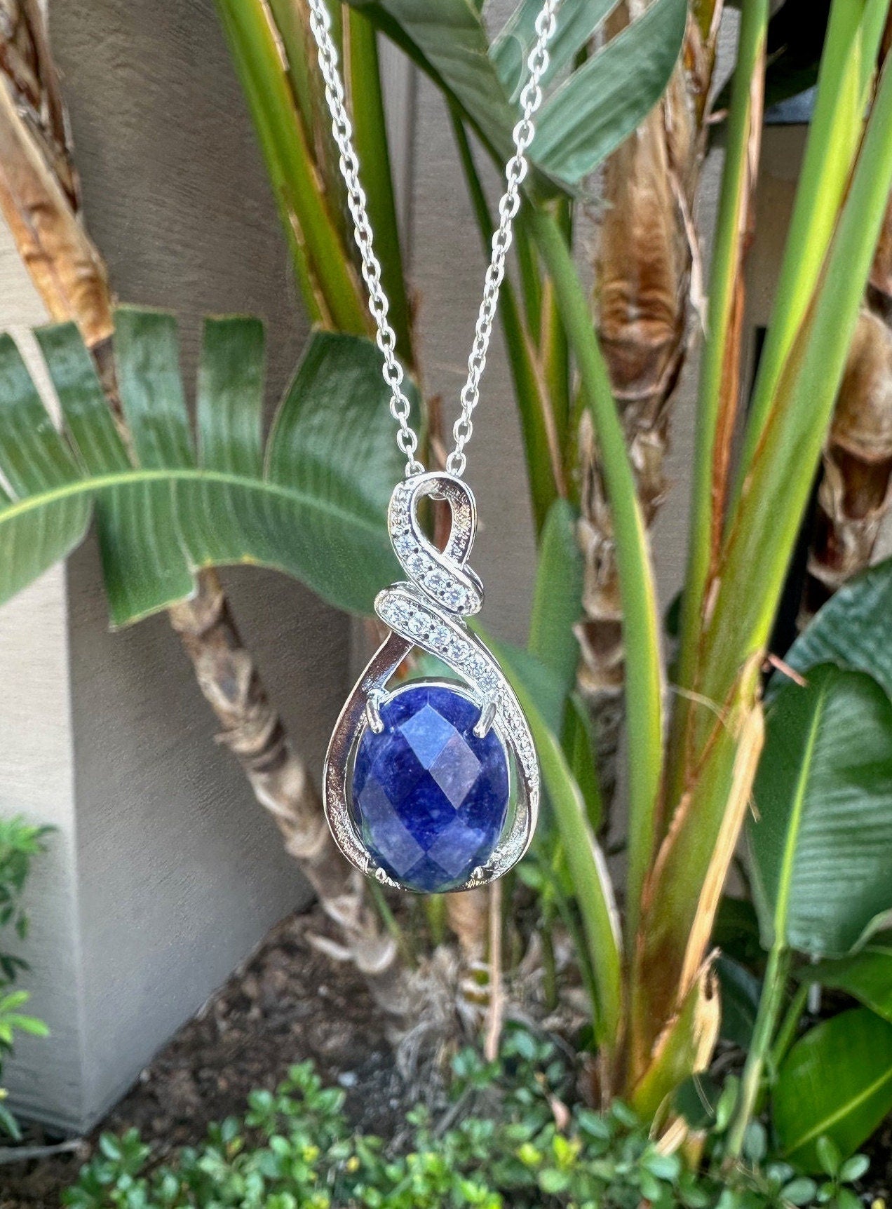 Sodalite Swirl Pendant Necklace