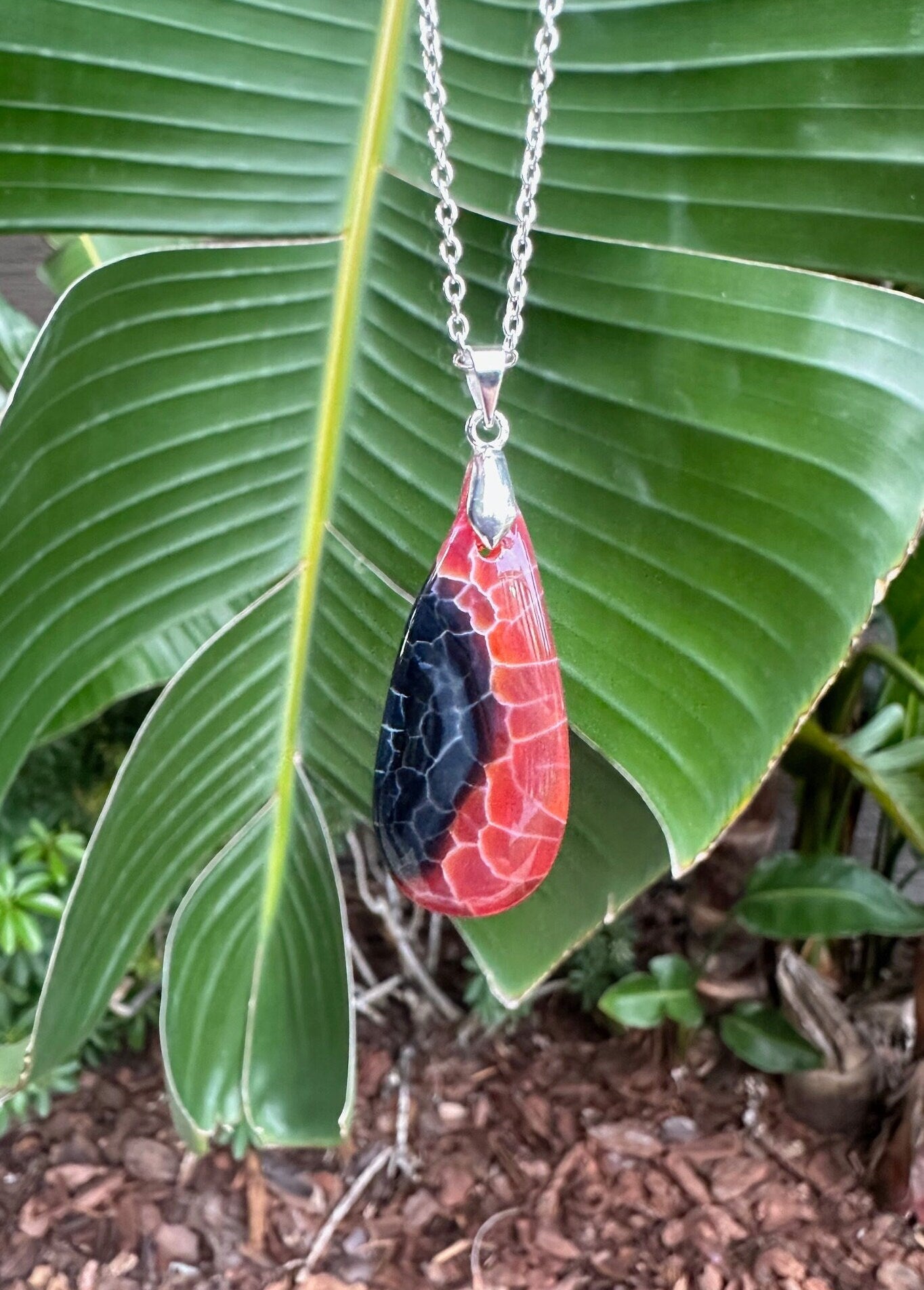 Fire Dragon Vein Agate Pendant Necklace