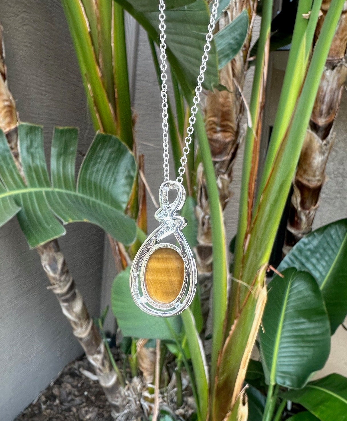 Tiger Eye Swirl Pendant Necklace