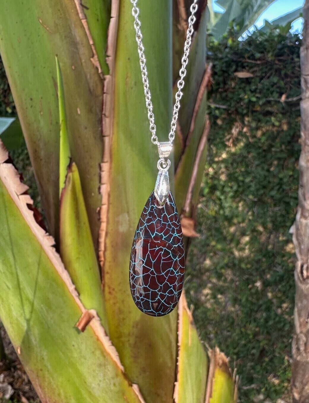 Dragon Vein Agate Teardrop Pendant Necklace