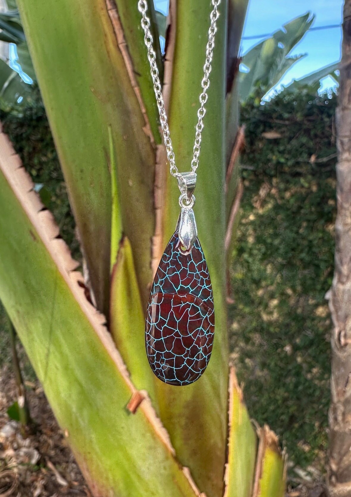 Dragon Vein Agate Teardrop Pendant Necklace