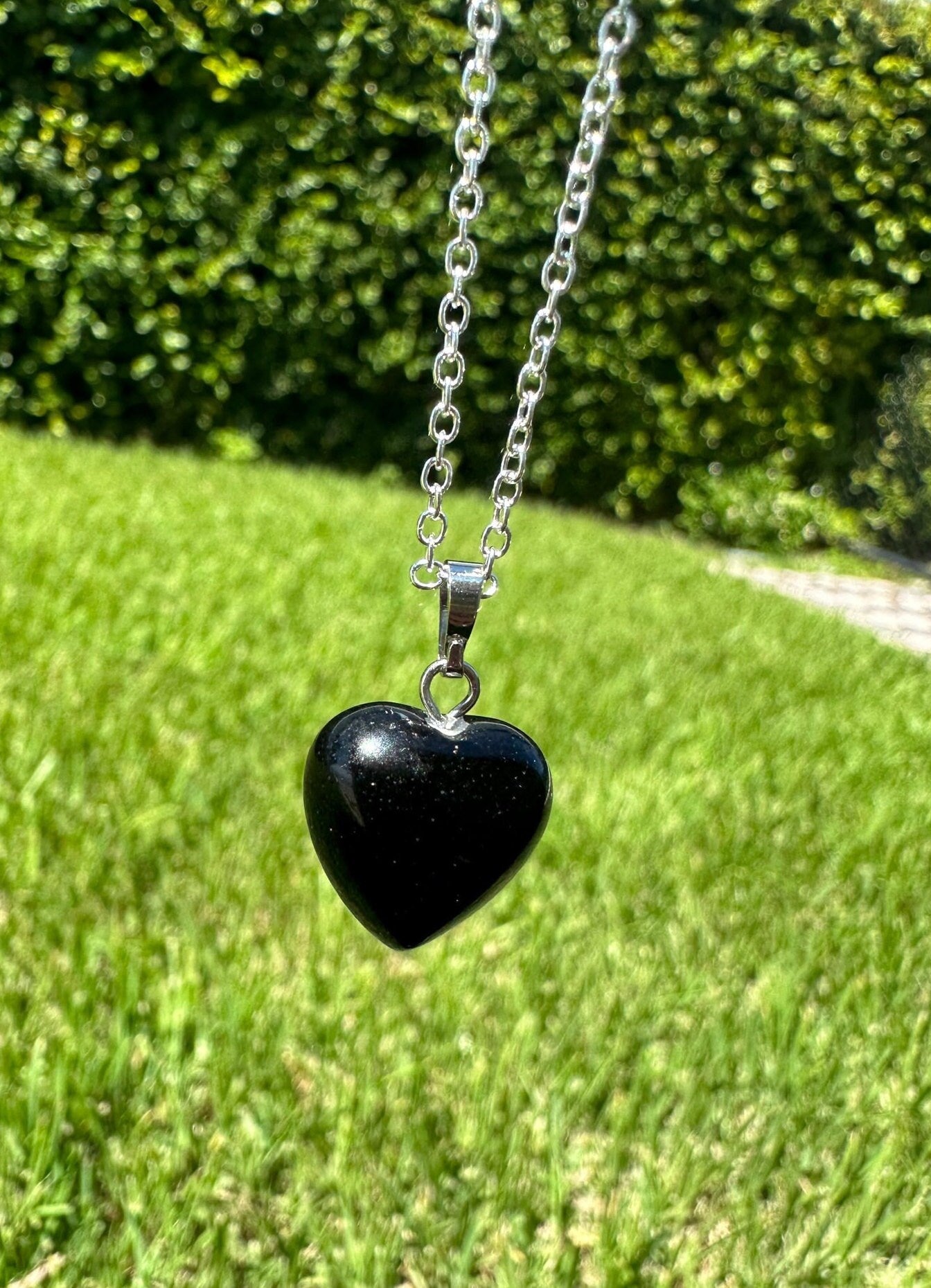 Dainty Obsidian Heart Pendant Necklace
