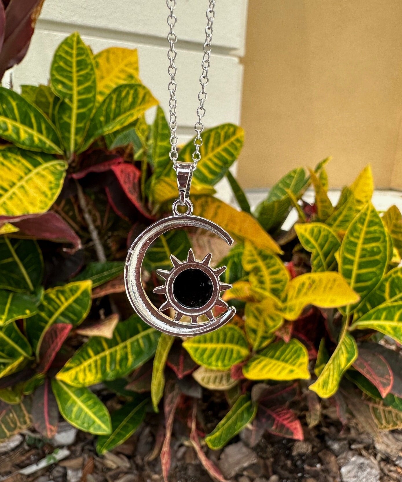 Black Agate Crescent Sun Pendant Necklace