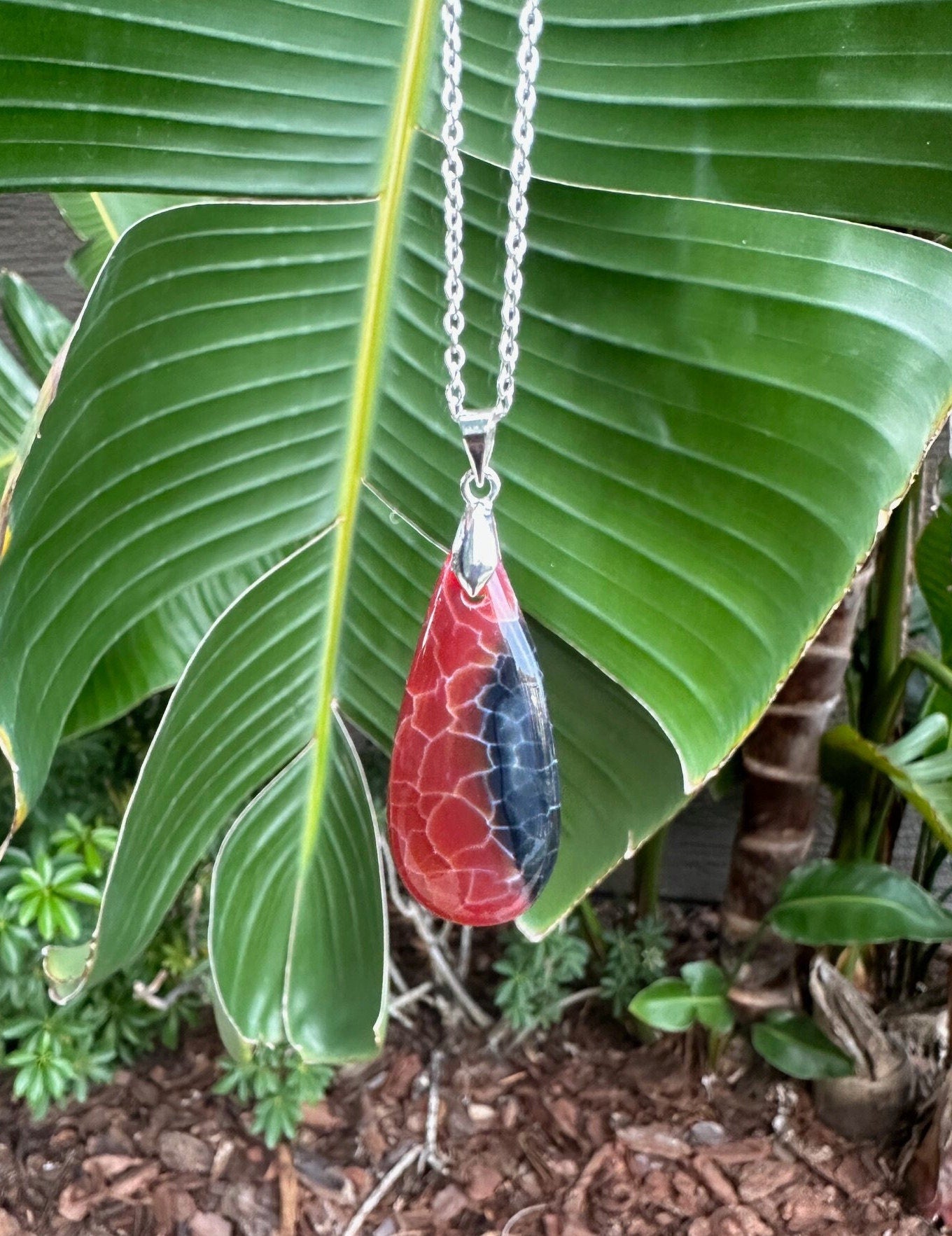 Fire Dragon Vein Agate Pendant Necklace