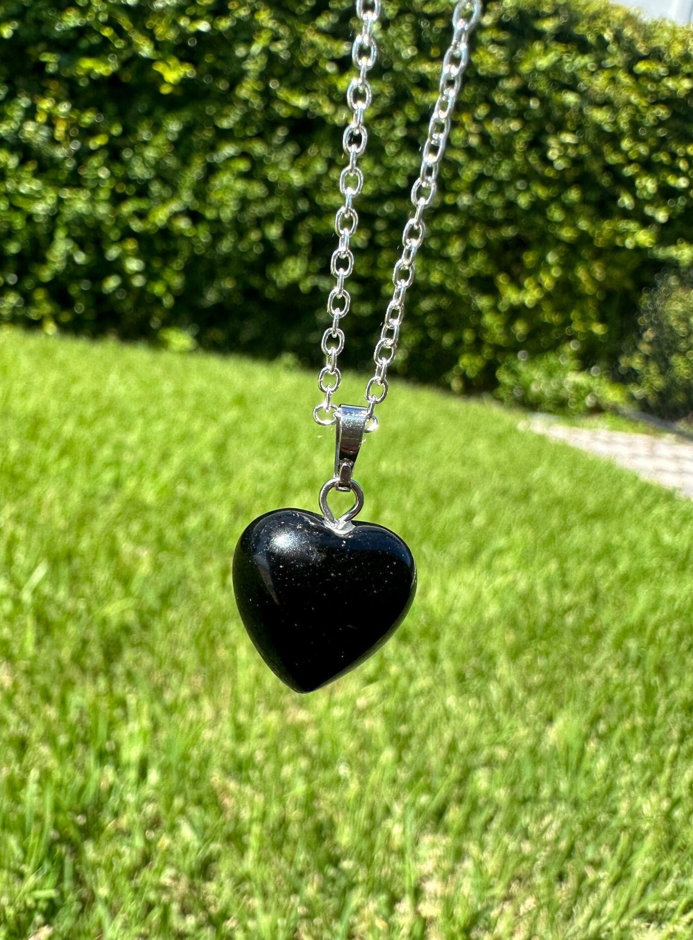 Dainty Obsidian Heart Pendant Necklace