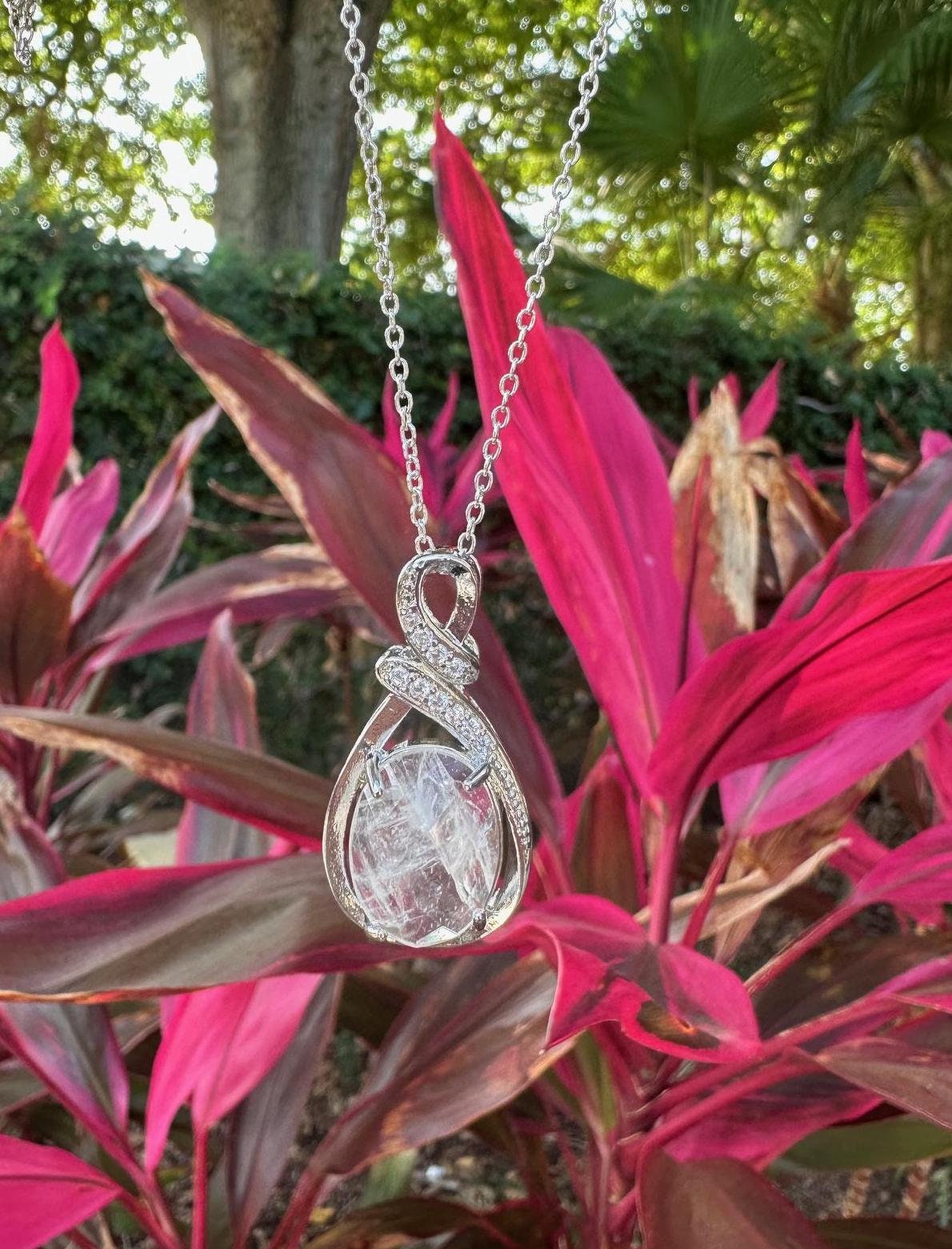 Clear Quartz Swirl Necklace