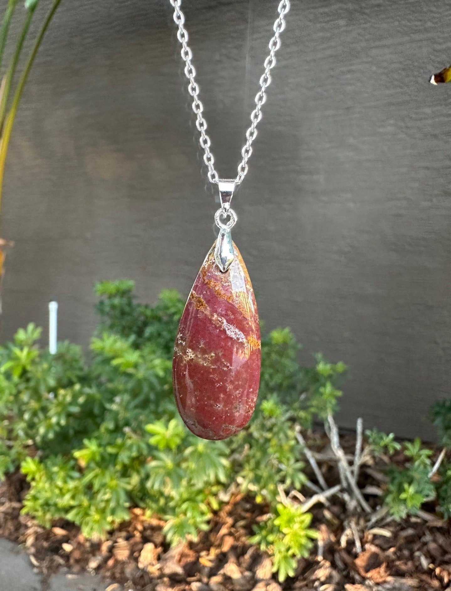 Indian Bloodstone Teardrop Pendant Necklace