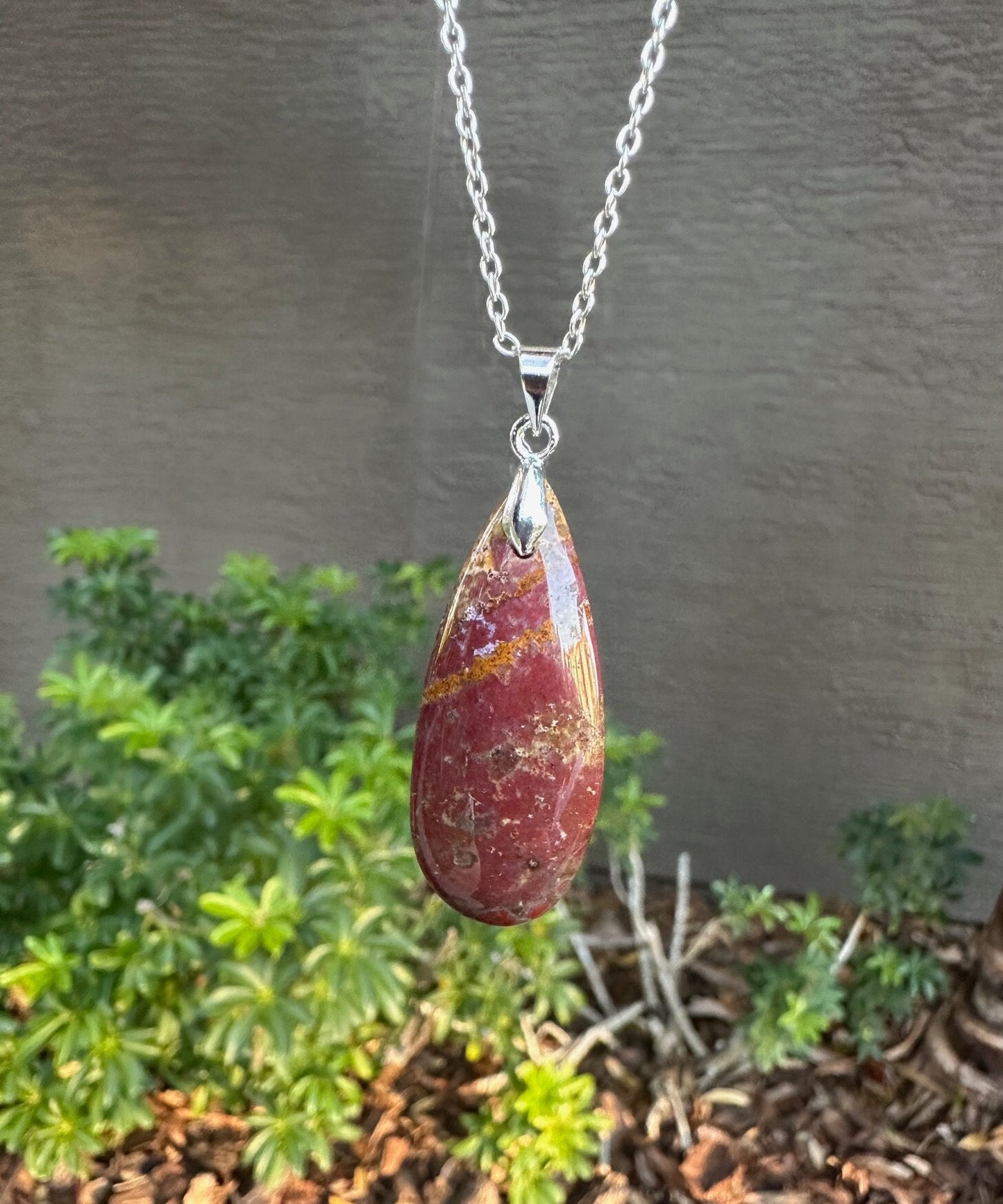 Indian Bloodstone Teardrop Pendant Necklace