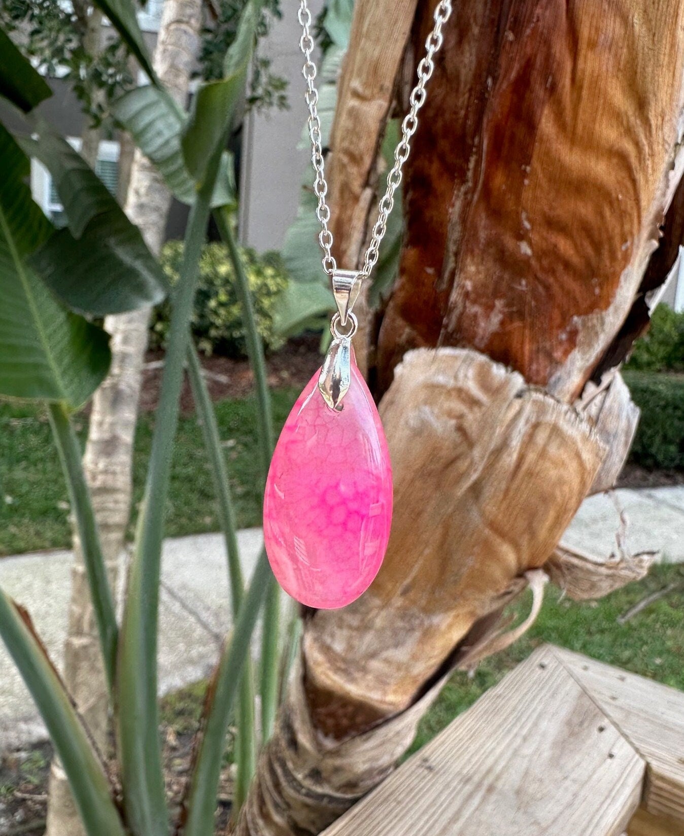 Dragon Vein Agate Teardrop Pendant Necklace