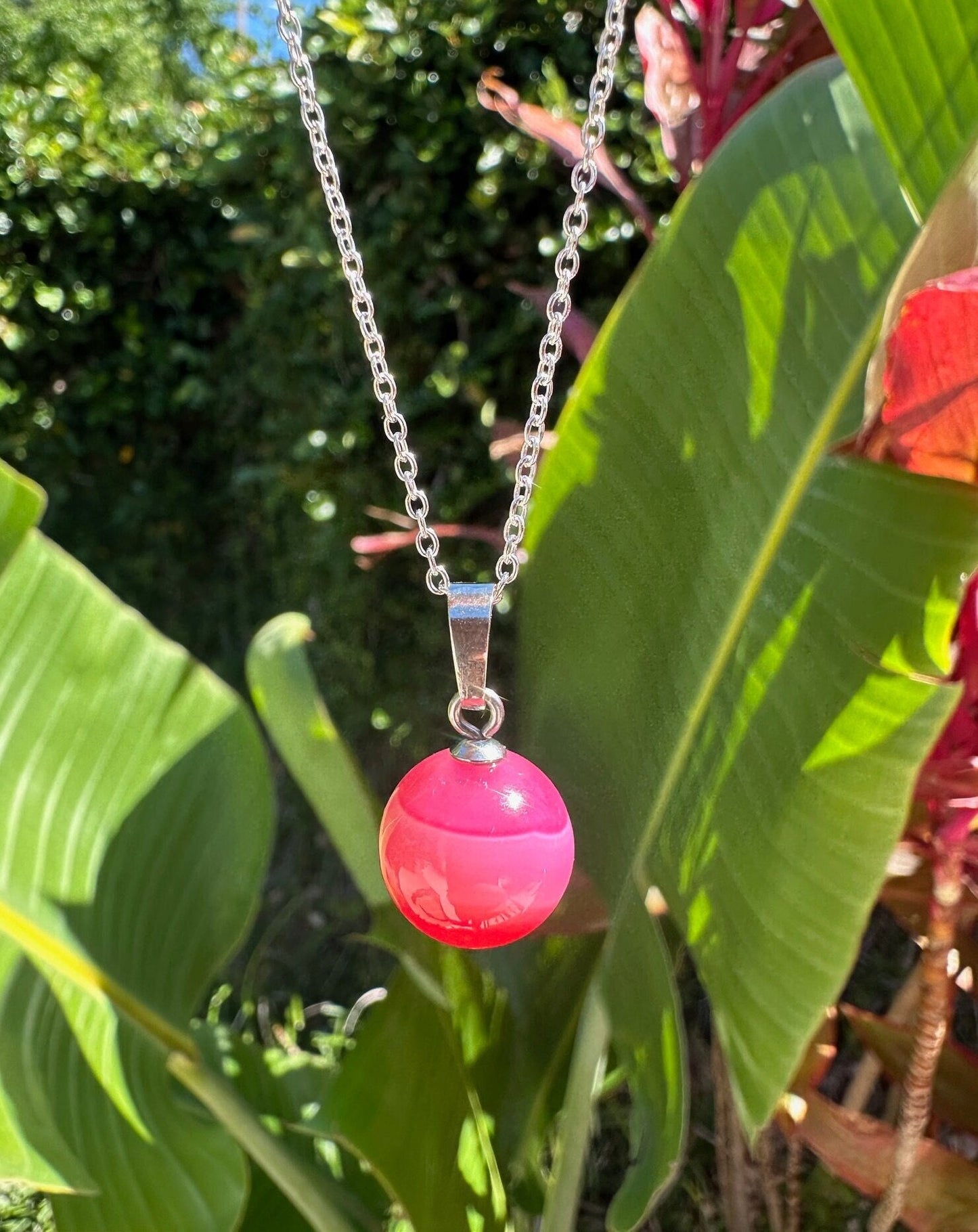 Stripped Pink Agate Ball Necklace