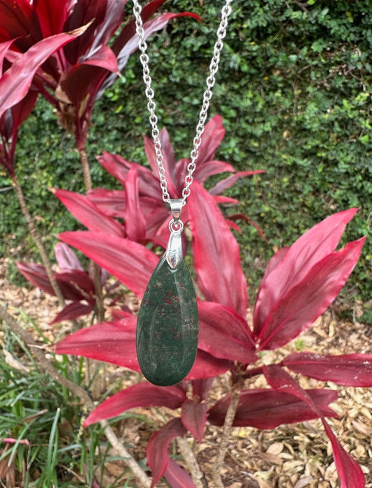 Indian Bloodstone Teardrop Pendant Necklace