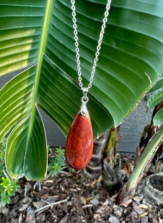 Indian Bloodstone Teardrop Pendant Necklace