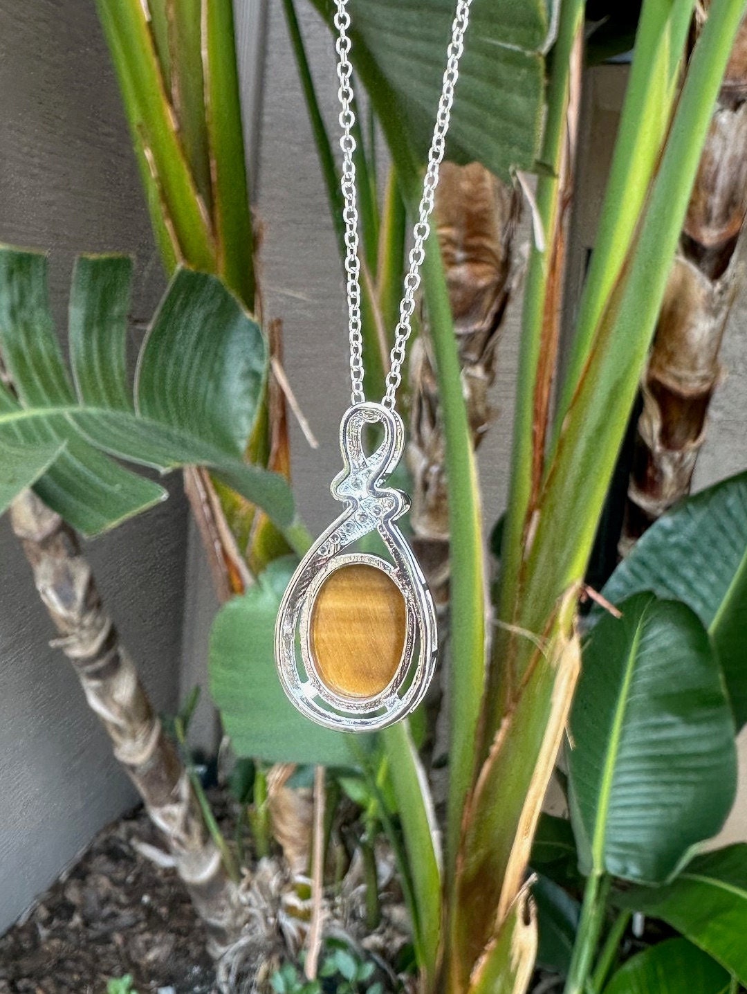 Tiger Eye Swirl Pendant Necklace